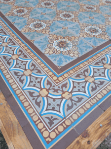 Douzies Maubeuge antieke tegels