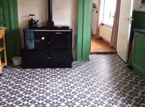 cementtegel astrea black keuken