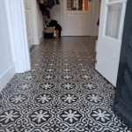 Portugese cement tegel in hal serie CASXL-F18