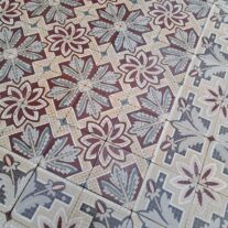 H49 Oude vloertegels