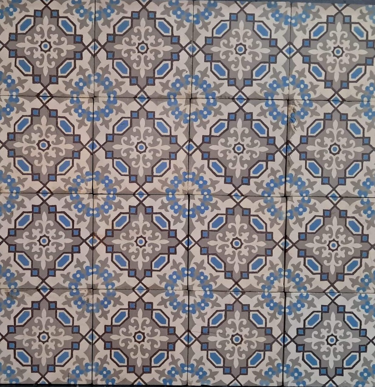 oude tegels blauw