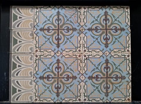 antieke tegelvloer 15x15