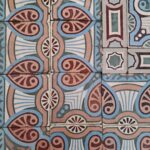 reclaimed floor tiles - antique floor tiles - carrelages anciens - ceramique - antieke tegels 