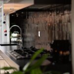 Keuken met zwarte zelliges 10x10