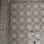 oude tegelvloer is situ