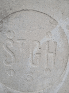 Bodemstempel antieke vloertegel Saint Ghislain 